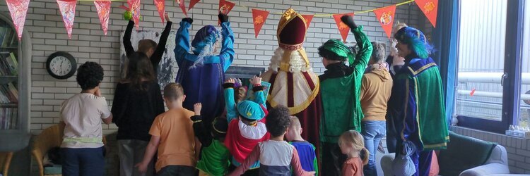 Sinterklaas weer bij Nieuw Alphen