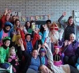 Sinterklaas bezoekt Nieuw Alphen